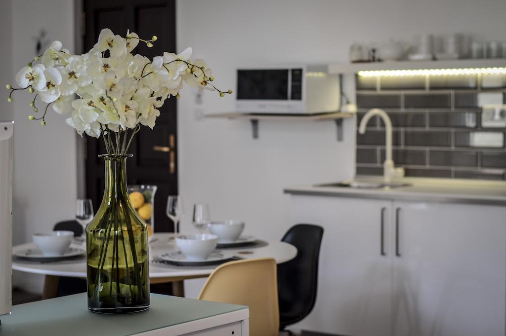 Baross Boutique Apartman Gyor Room photo