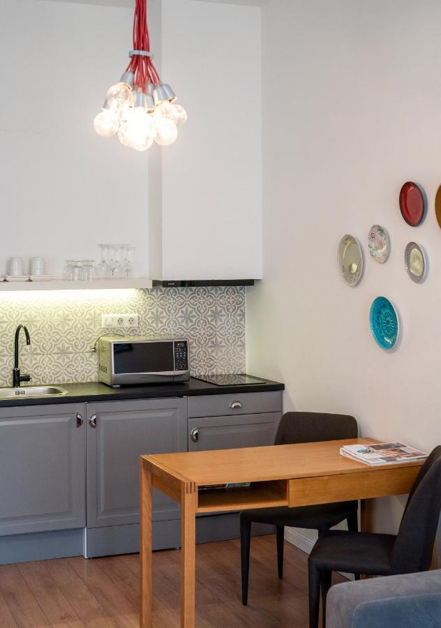 Baross Boutique Apartman Gyor Exterior photo